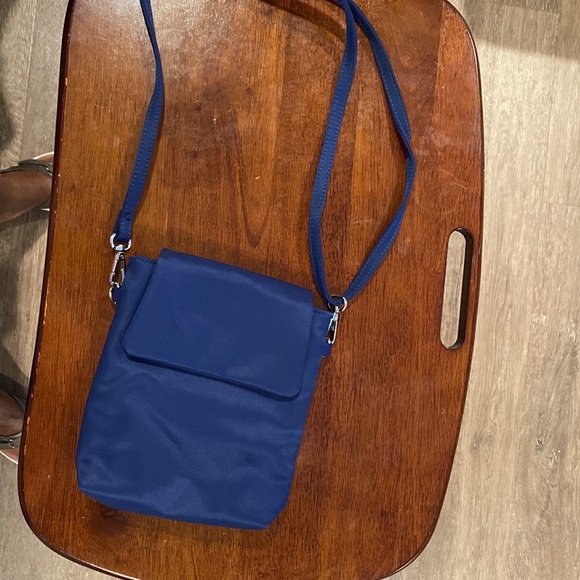 Purse Book Bag Blue Great Condition lots of secret compartments. Crossbody Bag - Picture 5 of 6